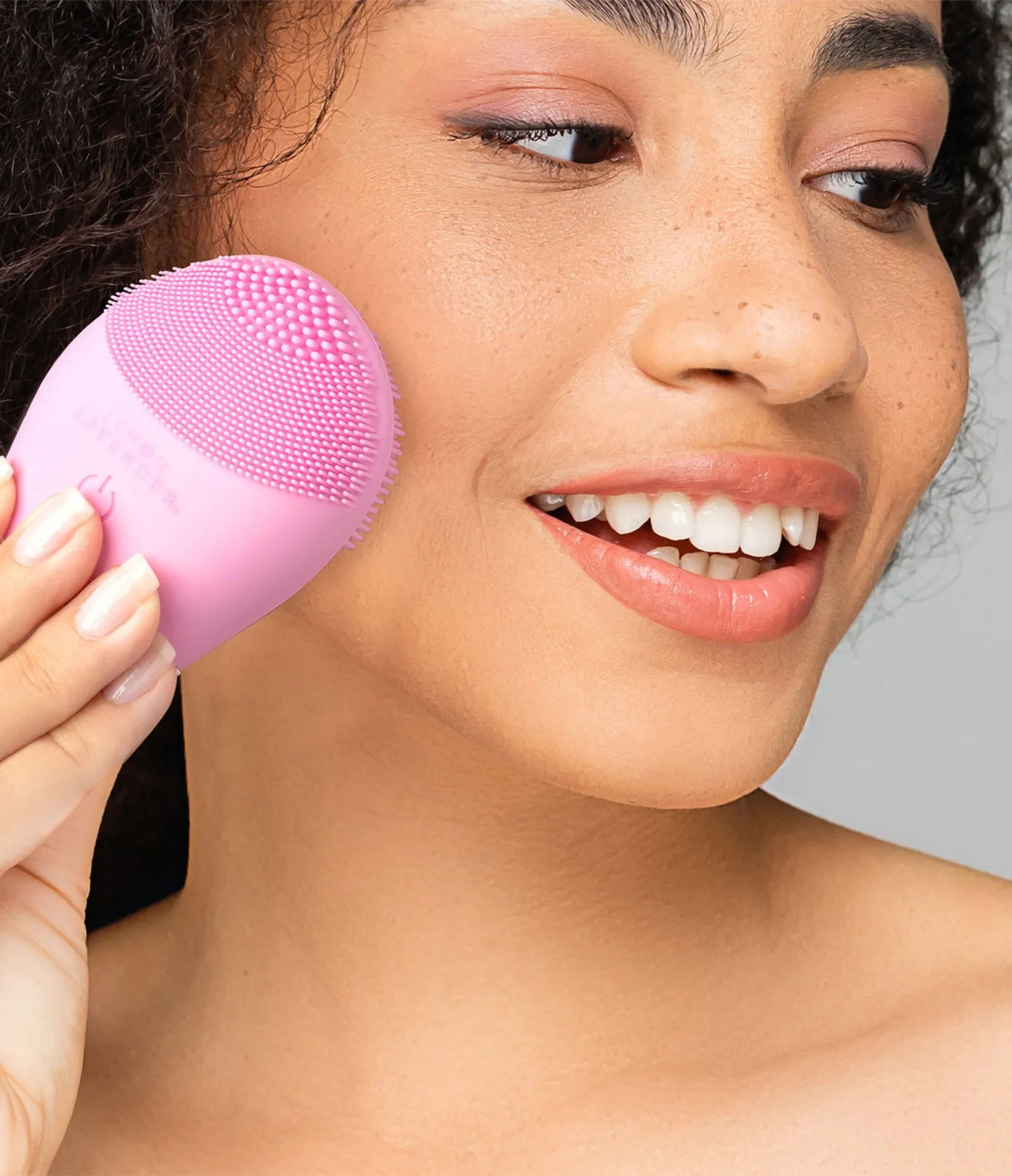 Lavender Lemon It's A Vibe Sonic Cleanser Brush